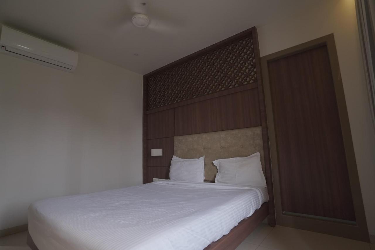Hotel Mathoshree Thane Luaran gambar